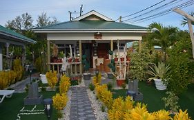 Leo's Petit Villa Annex