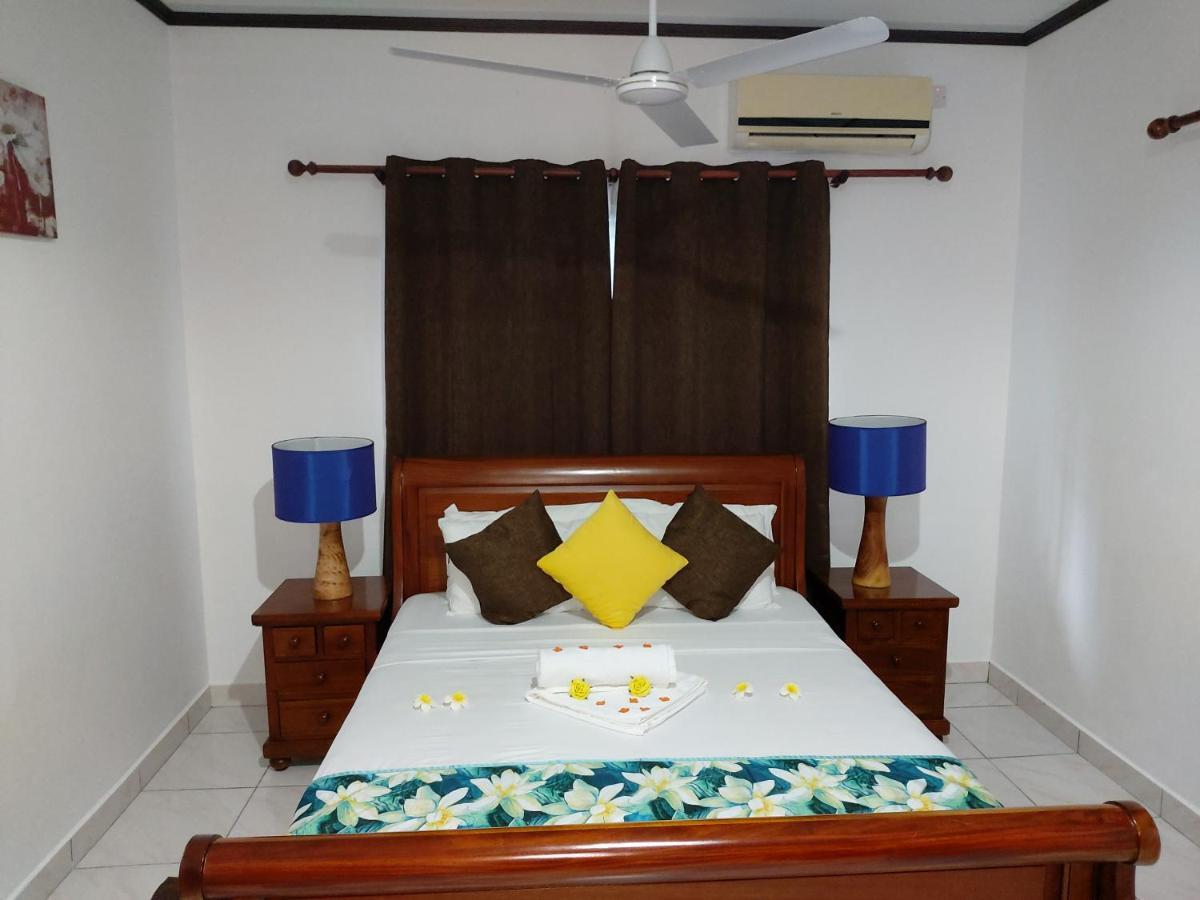 Leo's Petit Villa Annex Praslin  Extérieur photo