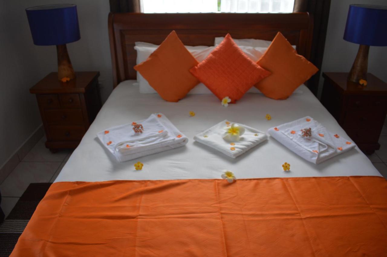 Leo's Petit Villa Annex Praslin  Extérieur photo