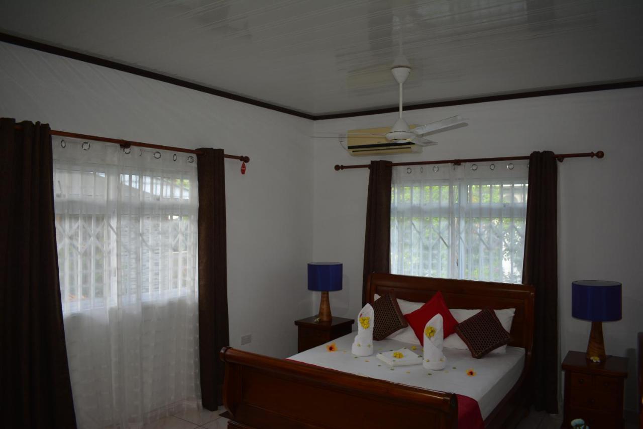 Leo's Petit Villa Annex Praslin  Extérieur photo